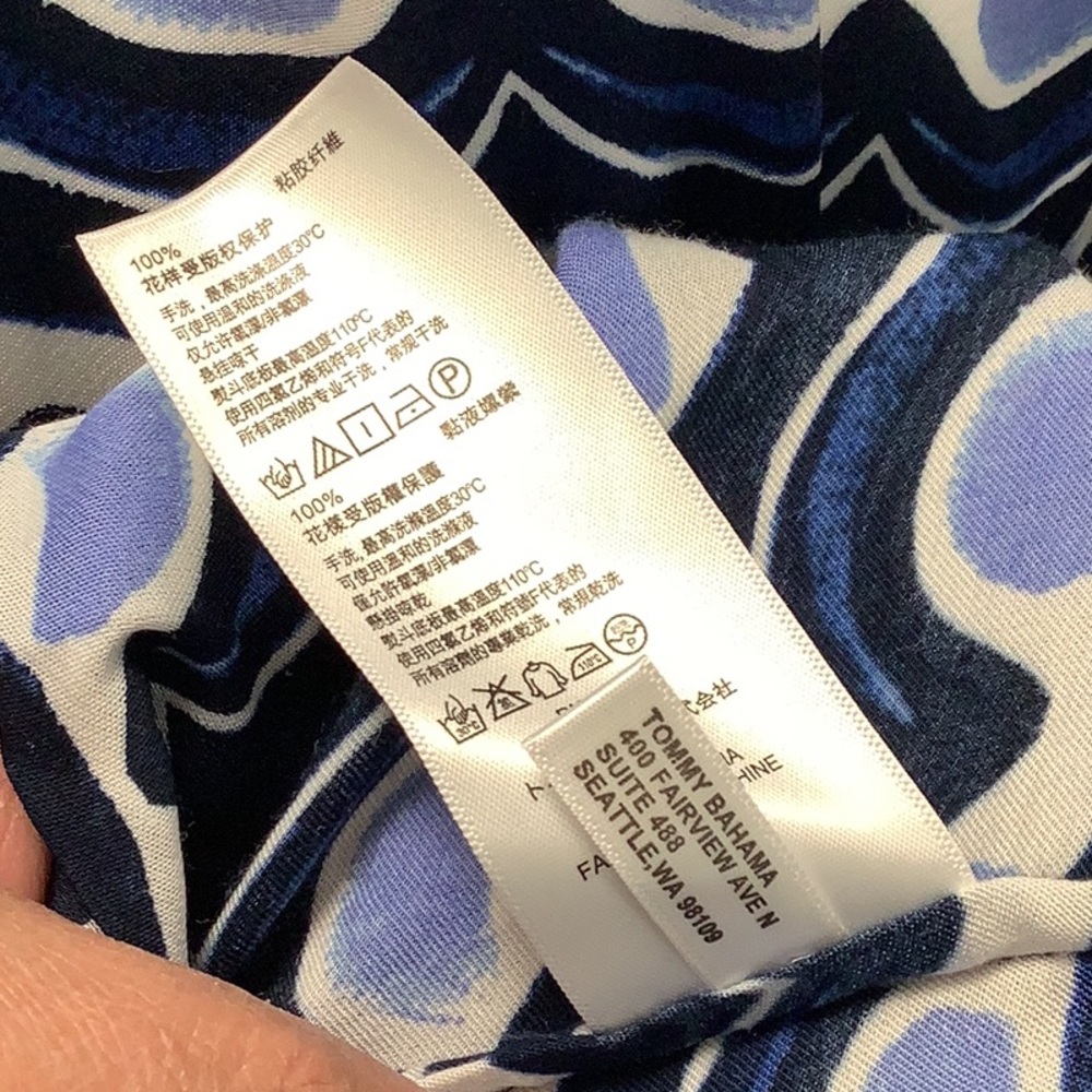 Tommy Bahama “making waves” Blue and White Patterned Dress size xl - Picture 9 of 12